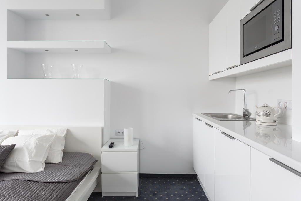 Platinum Sky Apartment Wroclaw Room photo