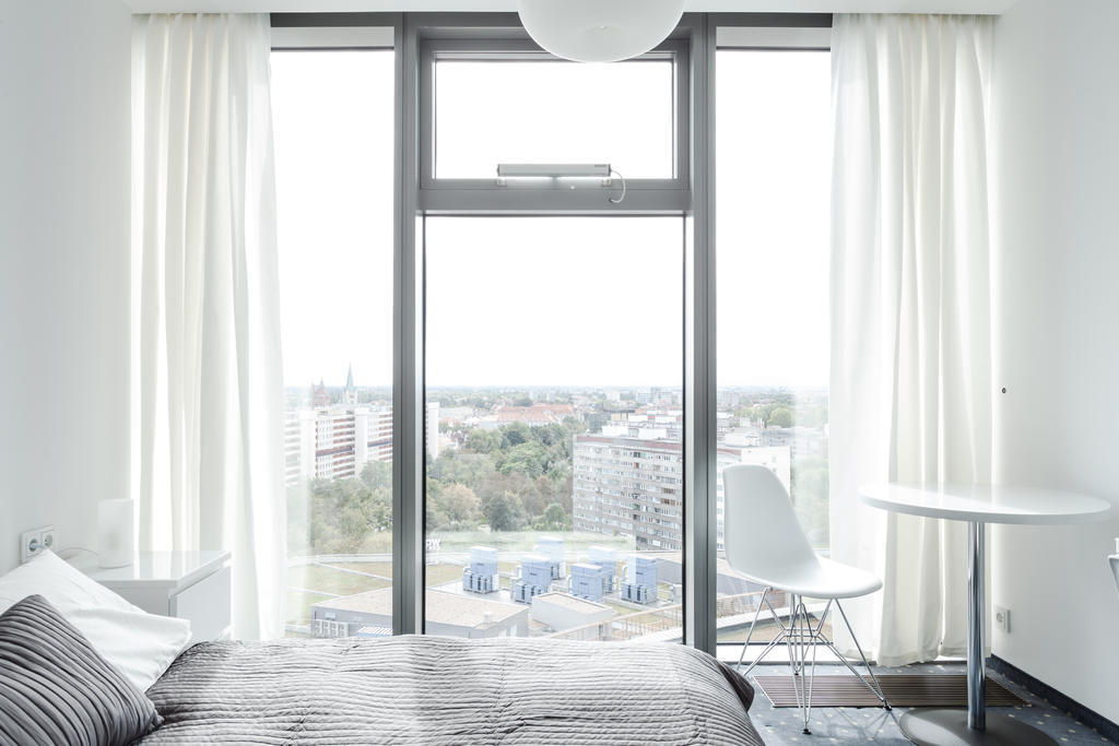 Platinum Sky Apartment Wroclaw Room photo